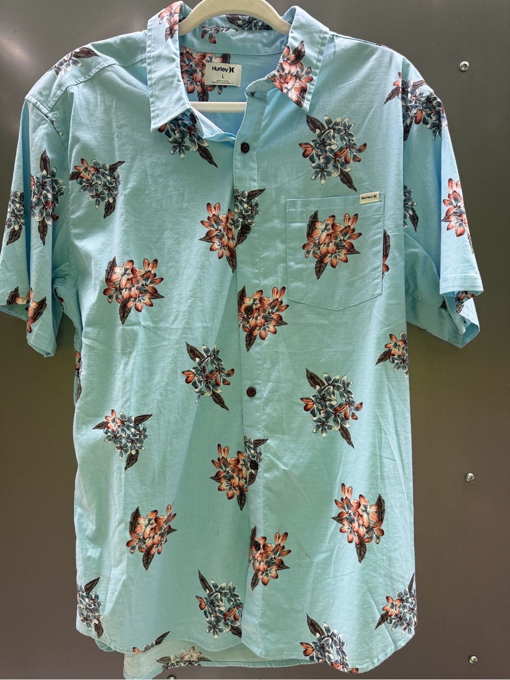 Hurley Light Aqua Floral Short-Sleeve Button-Up Shirt
